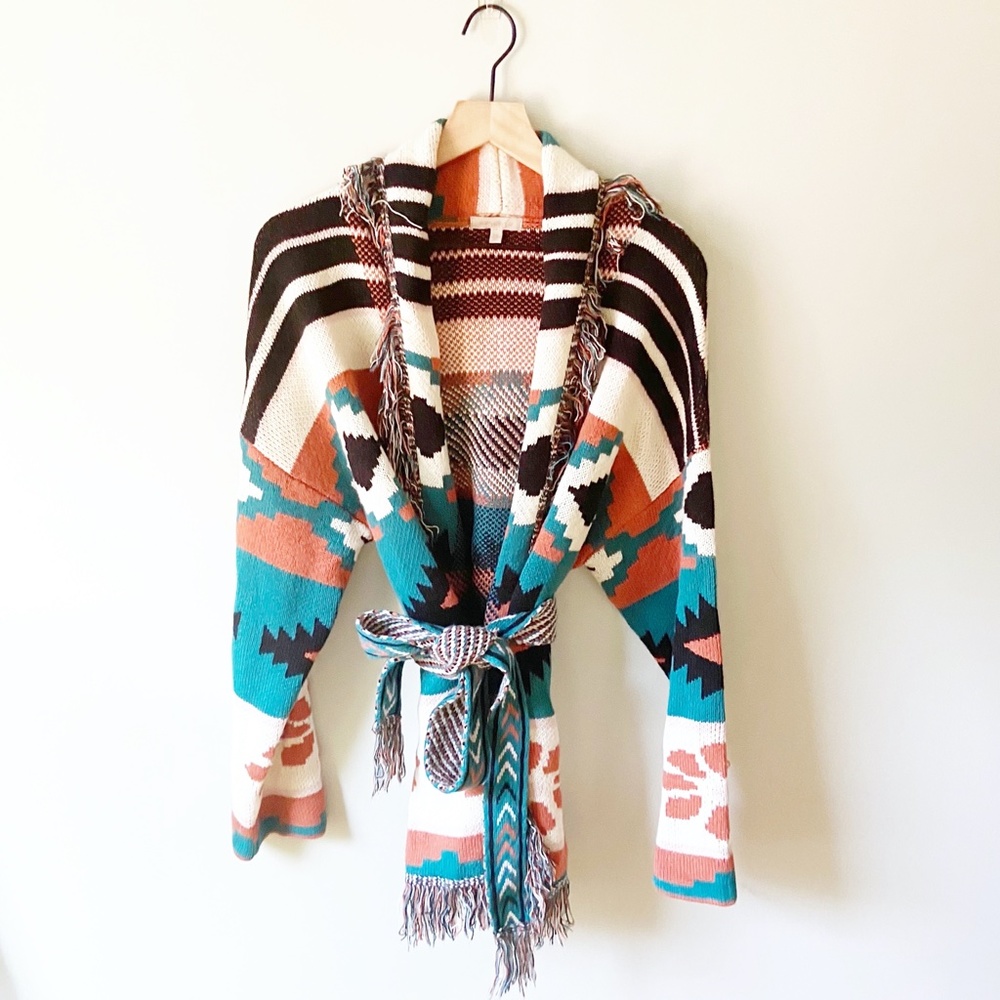Wonderly Oversized Chunky Sweater w Tie Belt